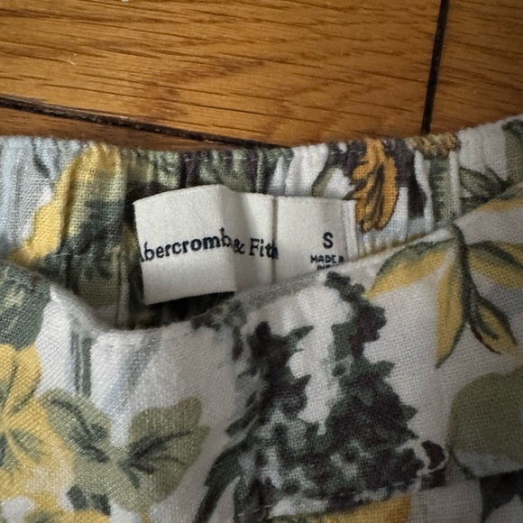 Abercrombie & Fitch High Waist Yellow and Green Shorts - Picture 2 of 3